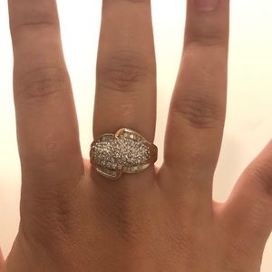 Diamond cluster ring yellow gold 💍